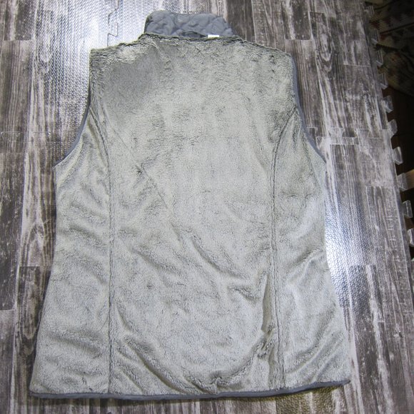 NWT Women's Reversible Quilt/Microboa Vest - Picture 4 of 8